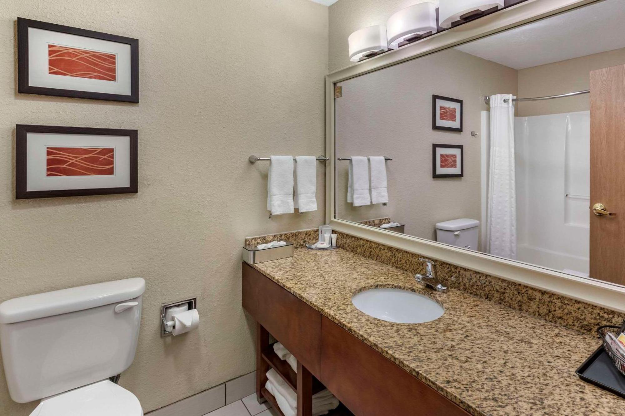 Comfort Inn Denver West Arvada Station Wheat Ridge Εξωτερικό φωτογραφία