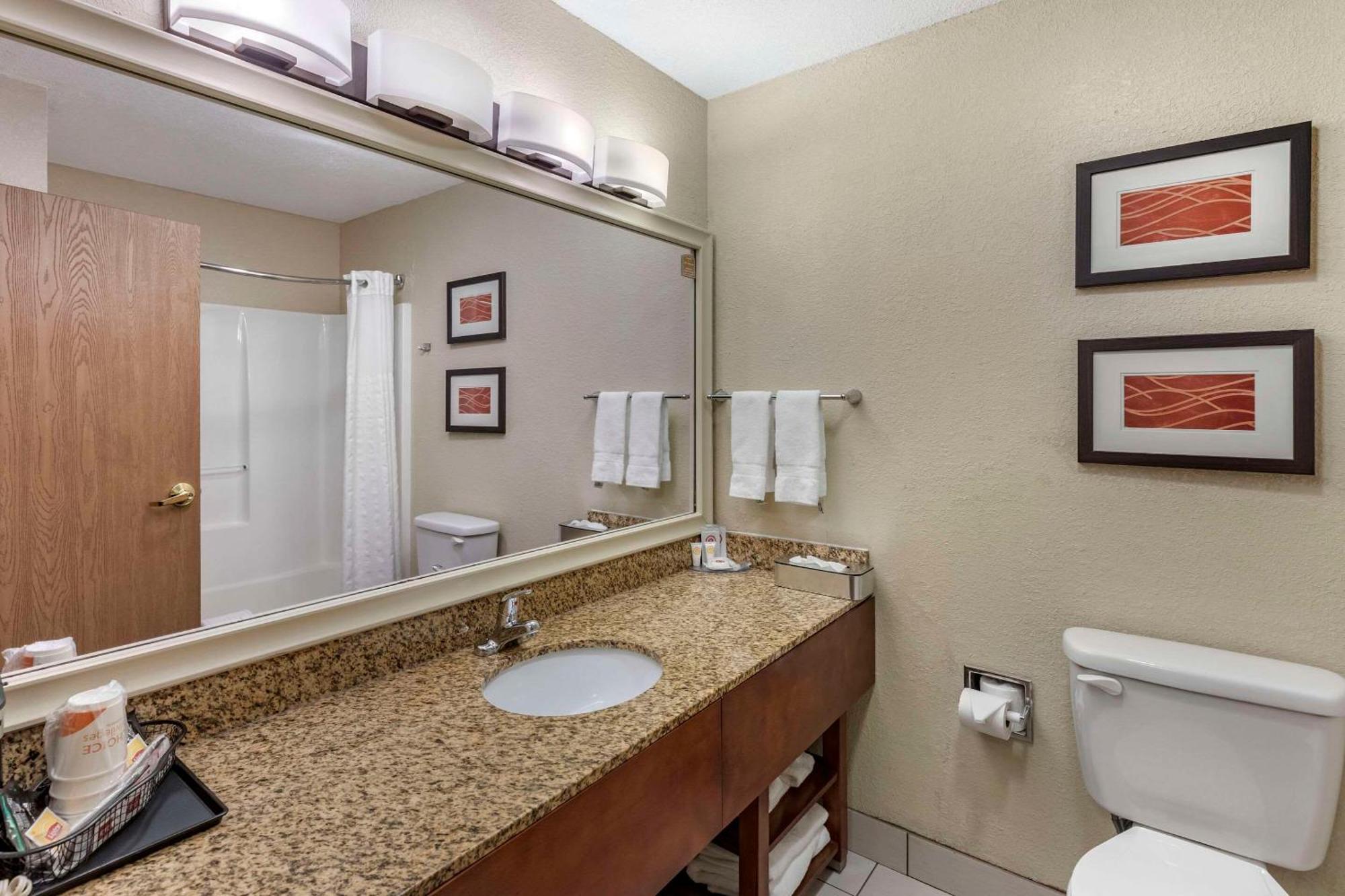 Comfort Inn Denver West Arvada Station Wheat Ridge Εξωτερικό φωτογραφία